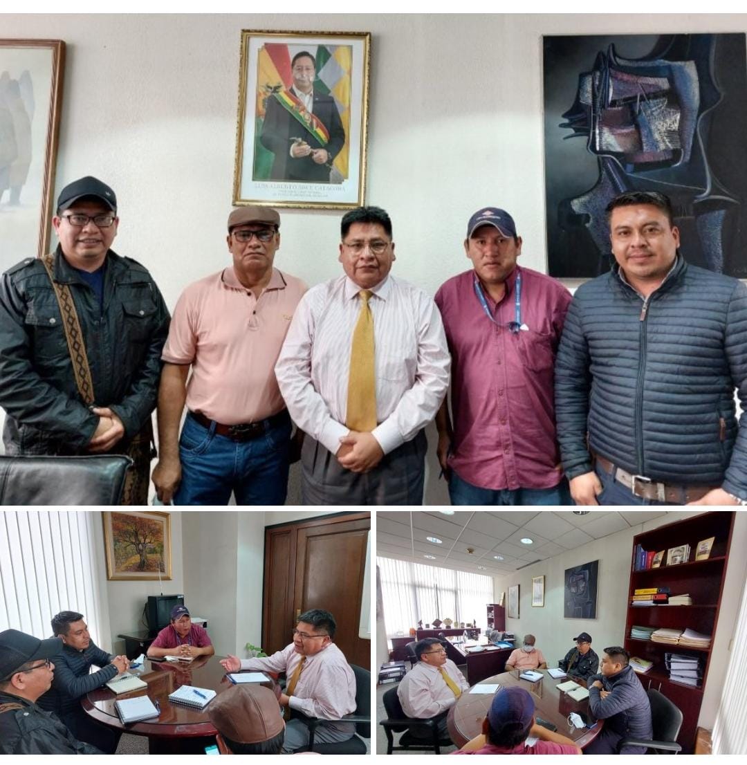 entrega de dos tractore sy un camion pcma